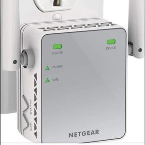 Extensor de rango NETGEAR N300 de WiFi, Essentials Edition
(EX2700)